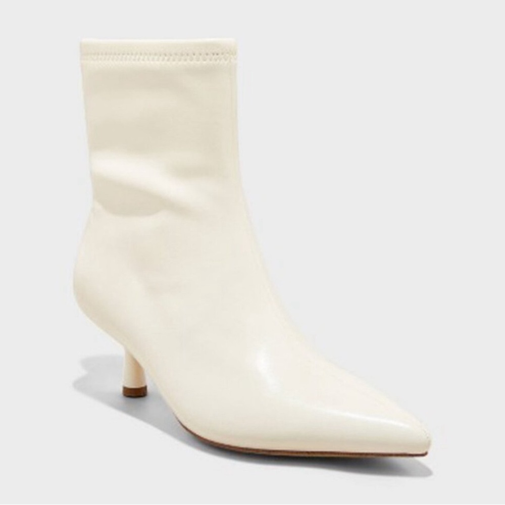 A New Day Women’s Lonnie Kitten Heel Stretch Ankle Boots White 8